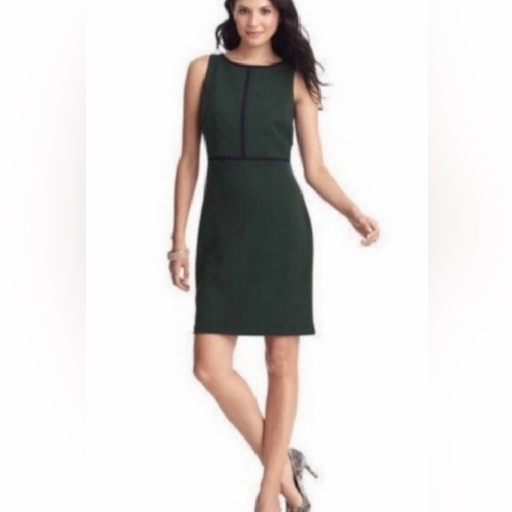 Elegant Black Sleeveless Sheath Midi Dress with Lace Overlay
